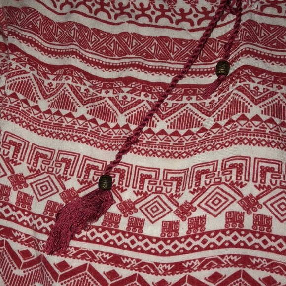 Red Top - Picture 2 of 2